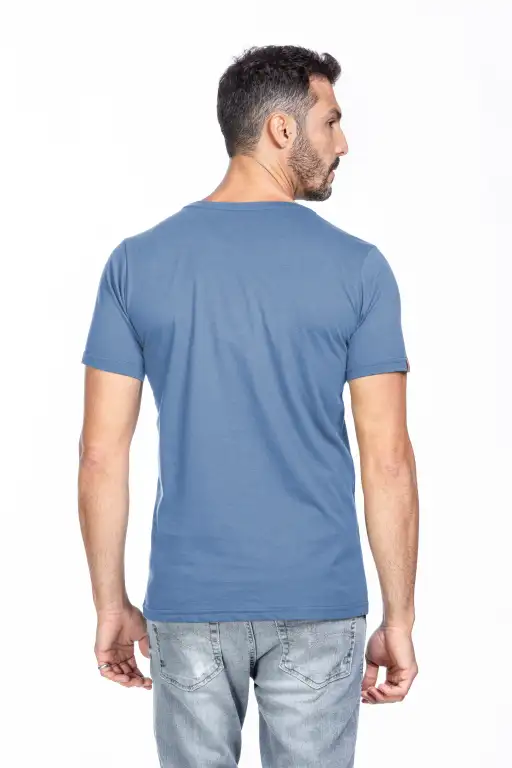 Camiseta Básica Masculina Slim 100% Algodão 