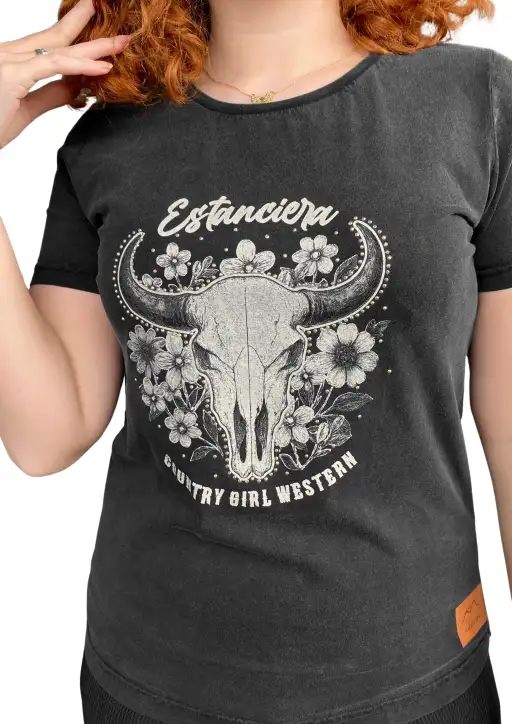 T-shirt Feminina Estanciera Oversized Country Western