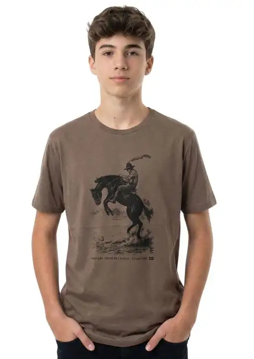 Camiseta Juvenil Masculina Estanciero Gineteada Raiz